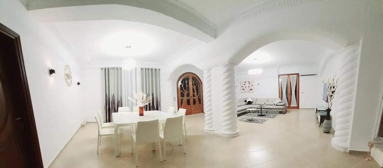Appartement Magnolia Luxury Penthouse à Berat
