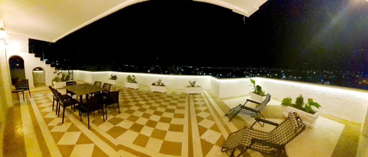 Appartement Magnolia Luxury Penthouse à Berat Albanie